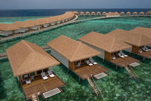 Water-Bungalow-05